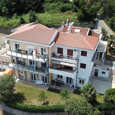 Villa Kubo ลอฟราน ภายนอก รูปภาพ